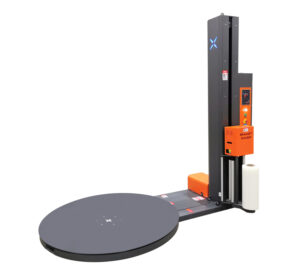 SMARTWRAP X2 PRE-STRETCH машина за пакување палети со вага и принтер за етикети, со ротирачка платформа и носач за фолија на столб